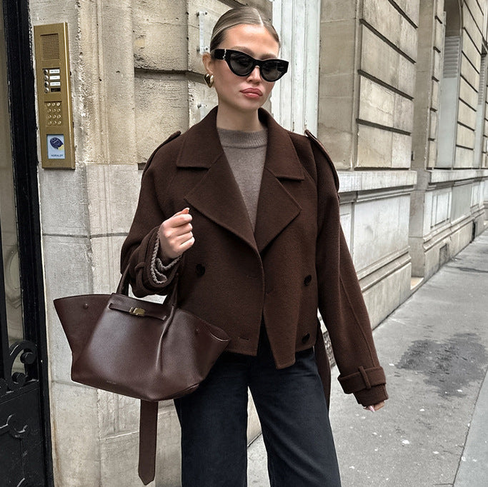 Collar style double breasted woolen coat