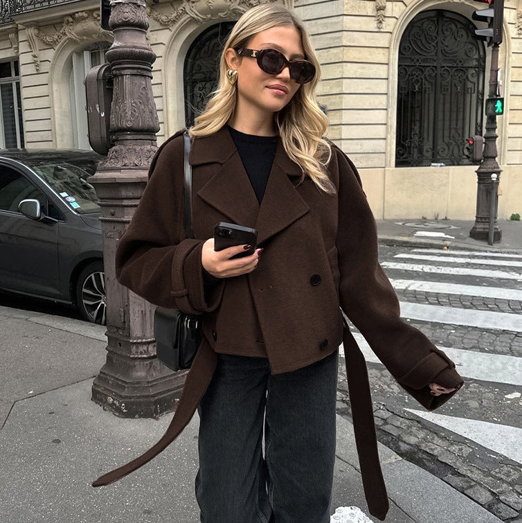 Collar style double breasted woolen coat