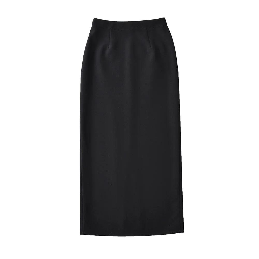 Rear slit hip hugging solid color skirt
