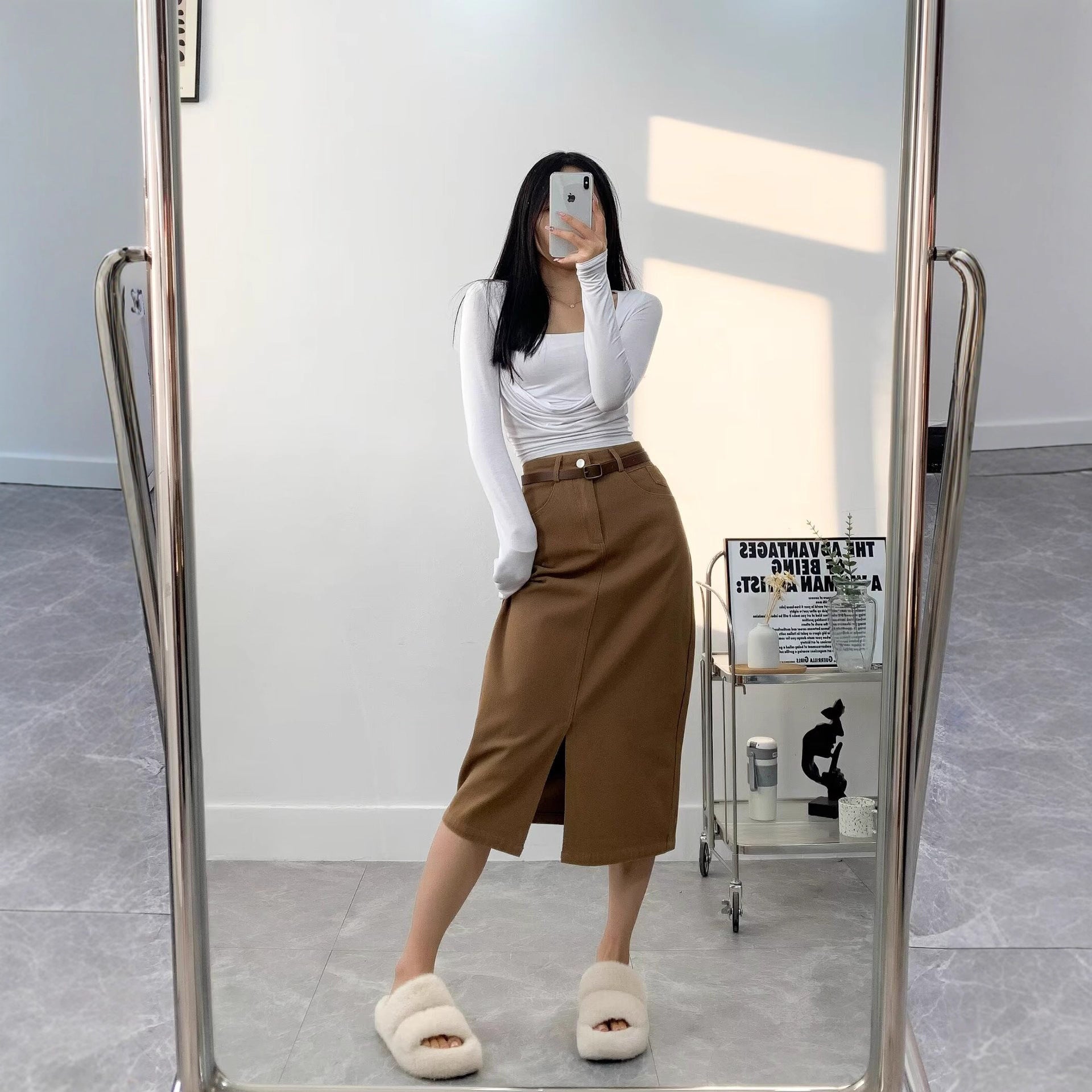 Straight leg slit skirt