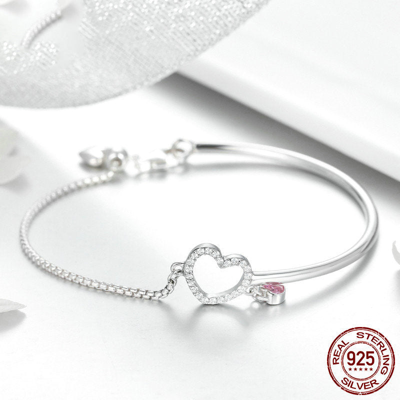 Leunsa heart embroidered silver bracelet