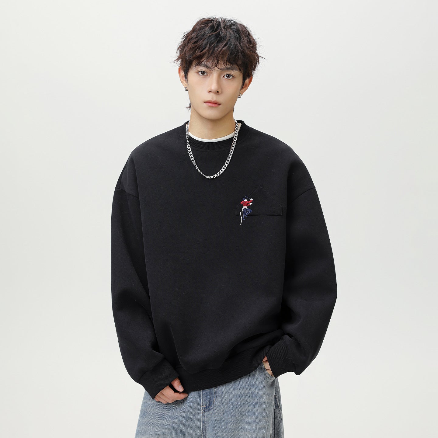 Round neck sweatshirt