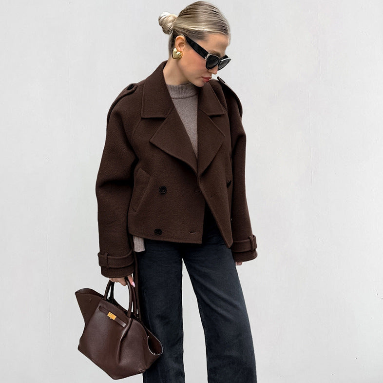 Collar style double breasted woolen coat