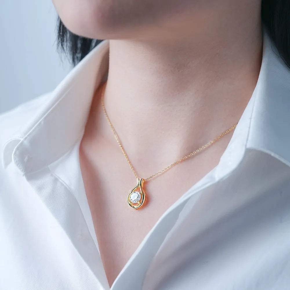 Leunsa silver necklace with water drop detail