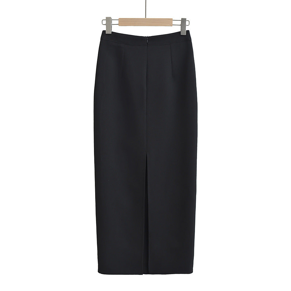Rear slit hip hugging solid color skirt