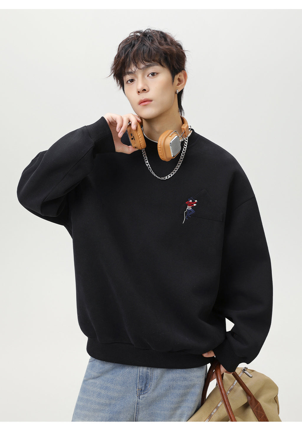 Round neck sweatshirt