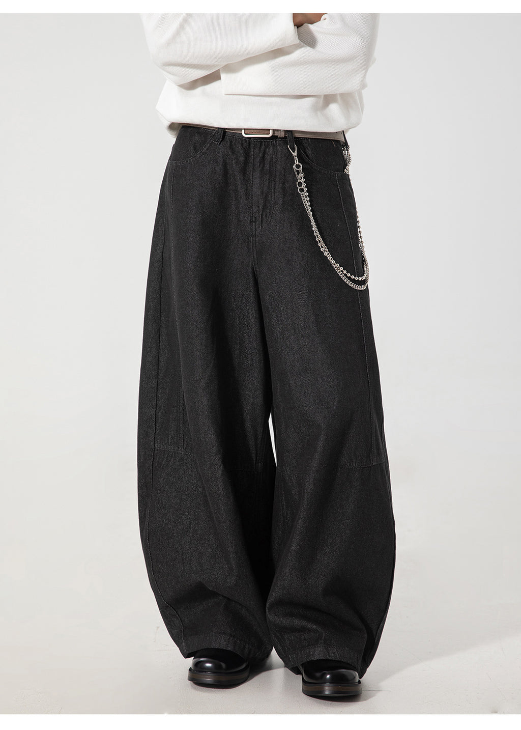 Curved knife shaped straight leg long pants