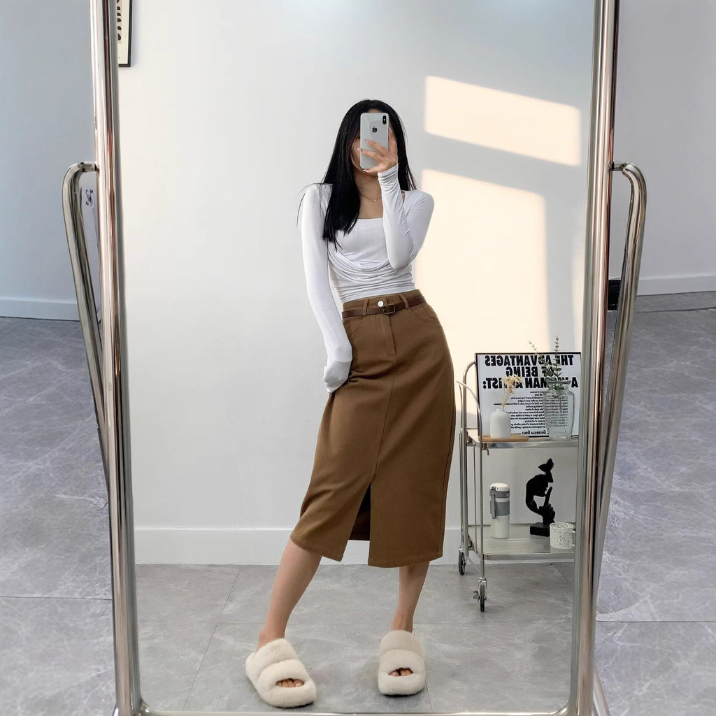 Straight leg slit skirt