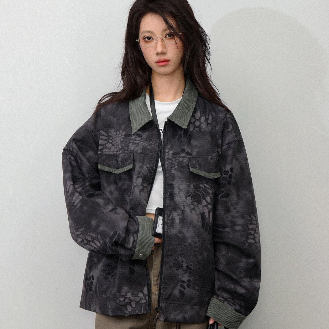 Retro camouflage snake pattern contrasting workwear jacket