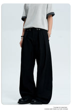 Tapered legs casual pants