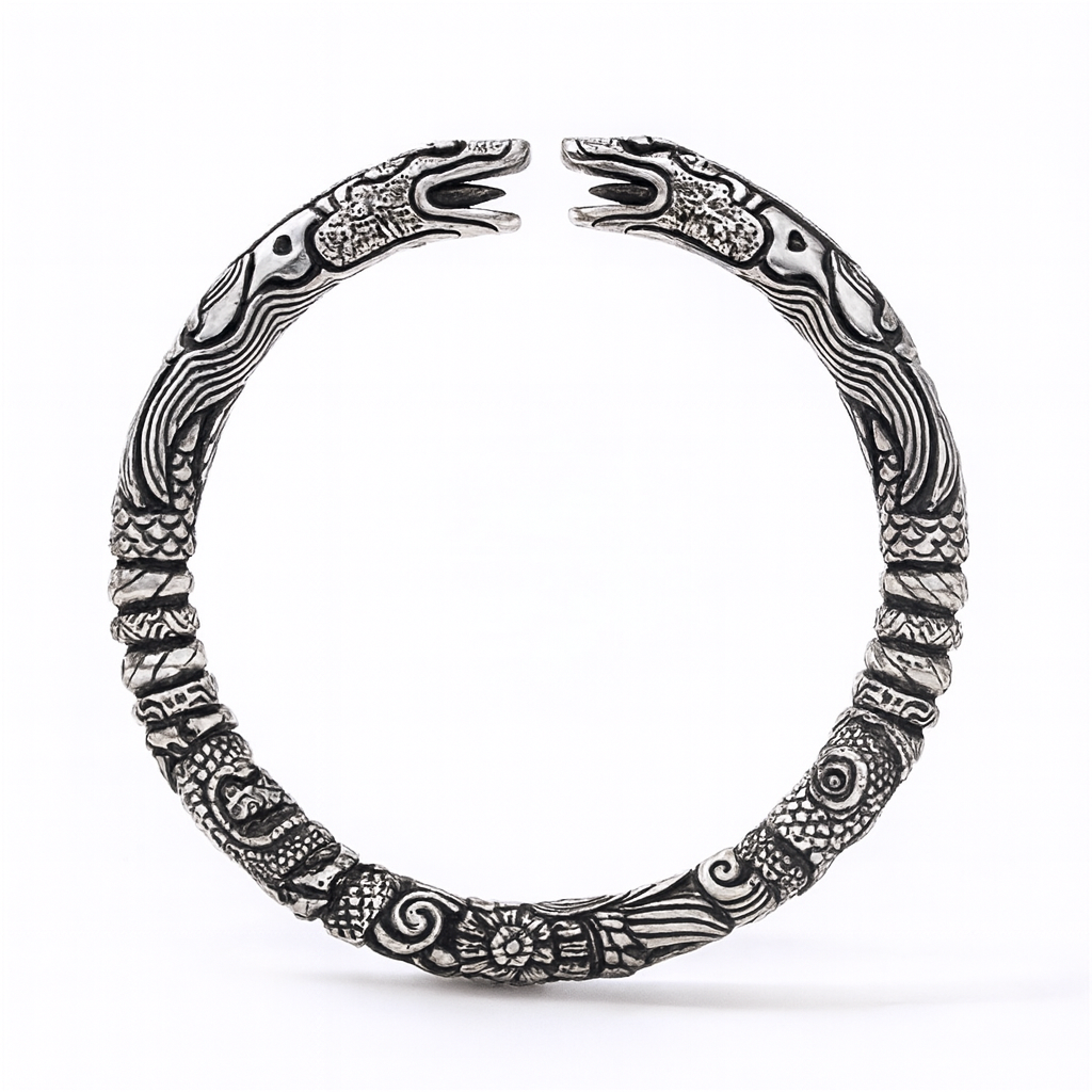 Leunsa Vintage Silver Bracelet – Snake Detail