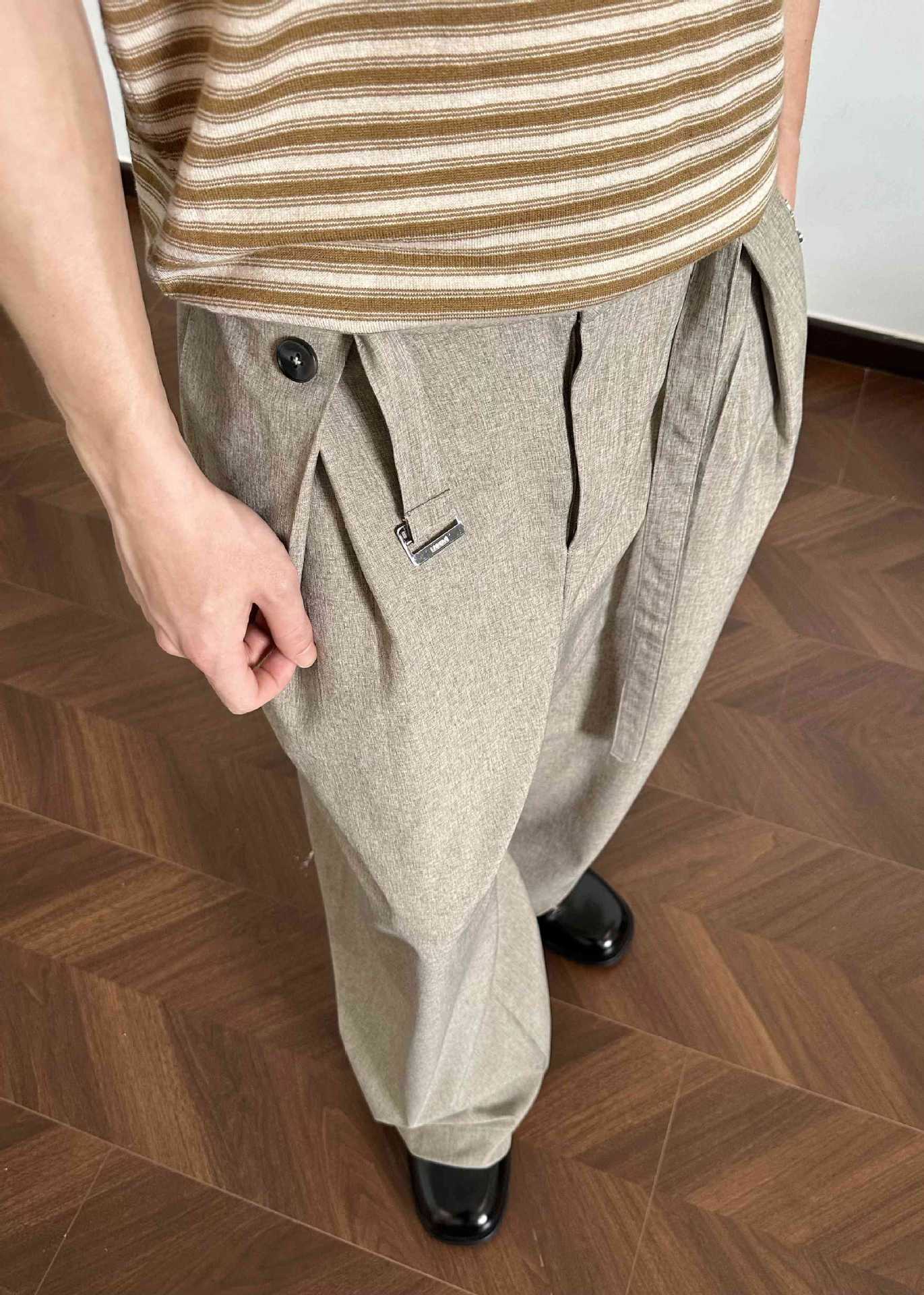 Waistband trousers